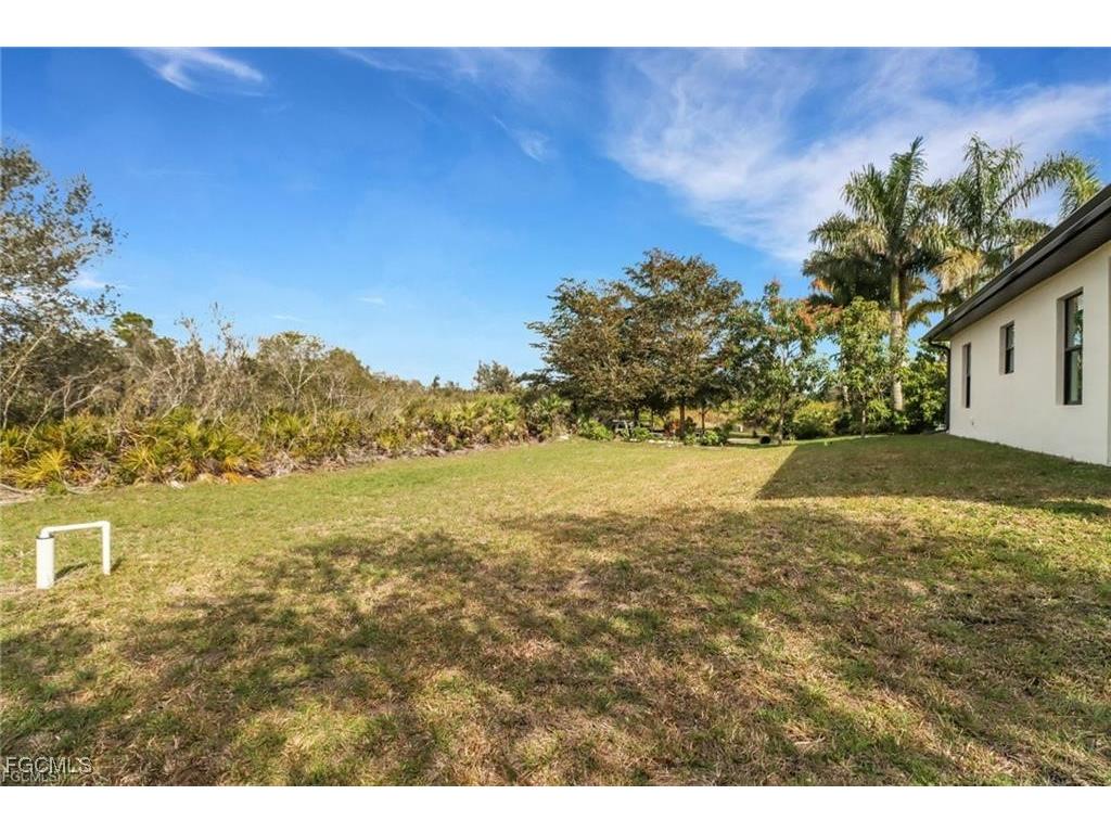 2504 62nd Street W Lehigh Acres FL 33971 2026001504 image16