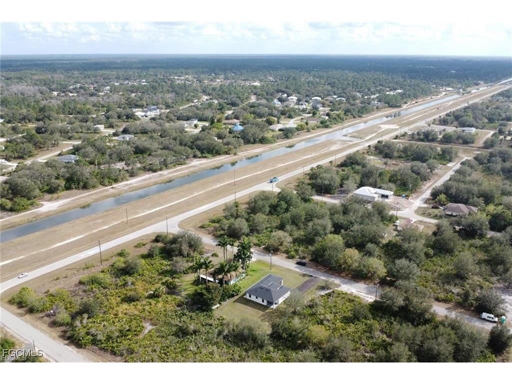 2504 62nd Street W Lehigh Acres FL 33971 2026001504 image5