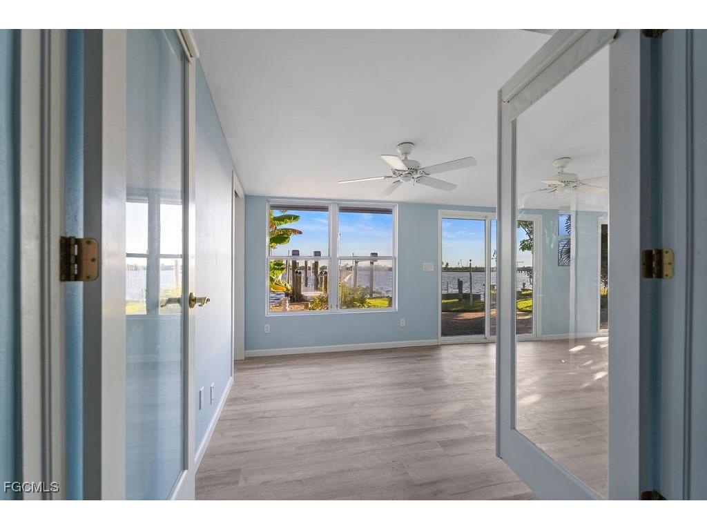 2504 Bayshore Drive Matlacha FL 33993 2025016543 image15