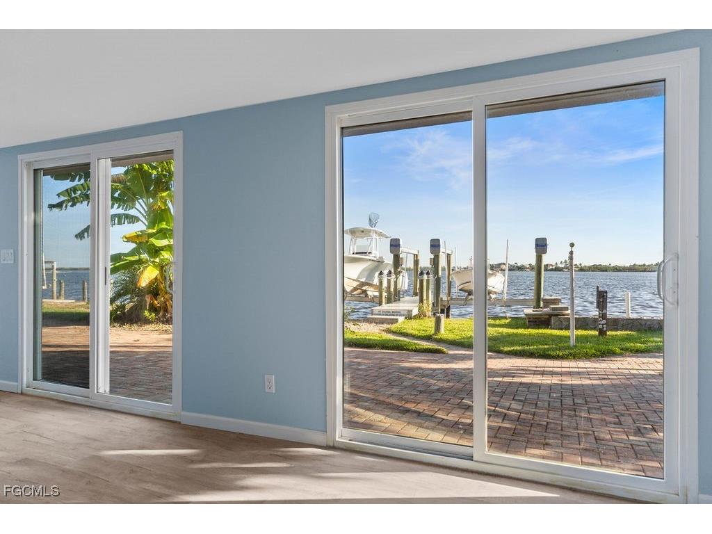 2504 Bayshore Drive Matlacha FL 33993 2025016543 image20