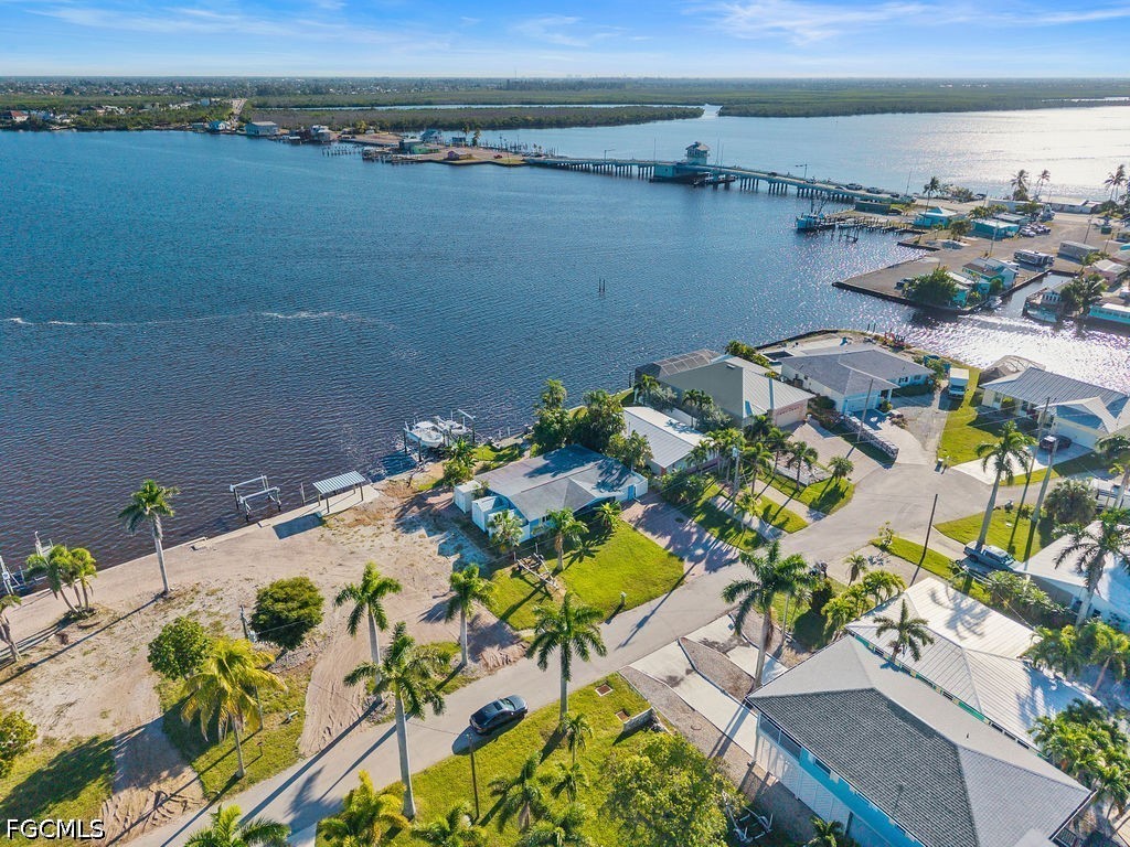 2504 Bayshore Drive Matlacha FL 33993 2025016543 image33