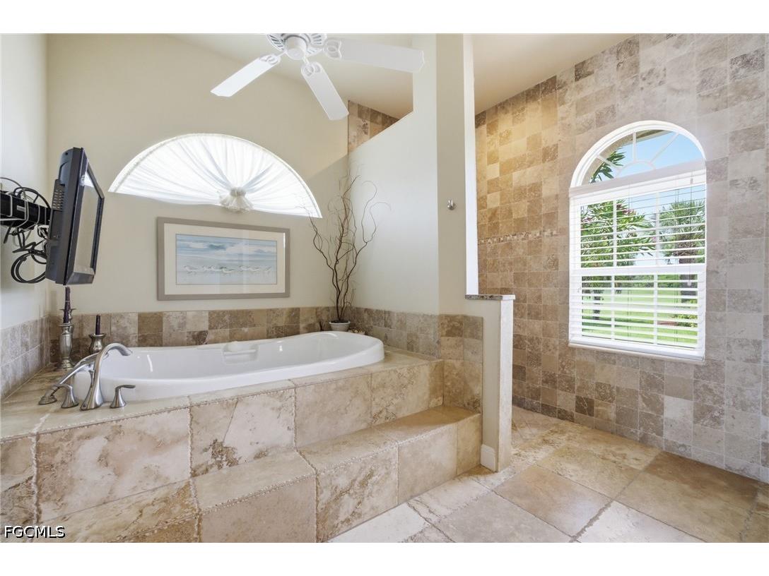 2504 Caloosa Shores Drive Labelle FL 33935 2026018613 image28
