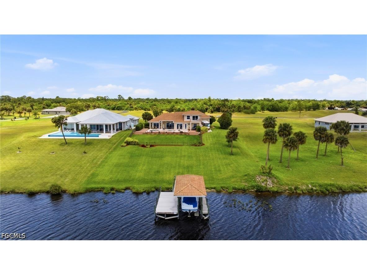 2504 Caloosa Shores Drive Labelle FL 33935 2026018613 image6