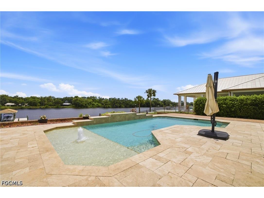 2504 Caloosa Shores Drive Labelle FL 33935 2026018613 image7
