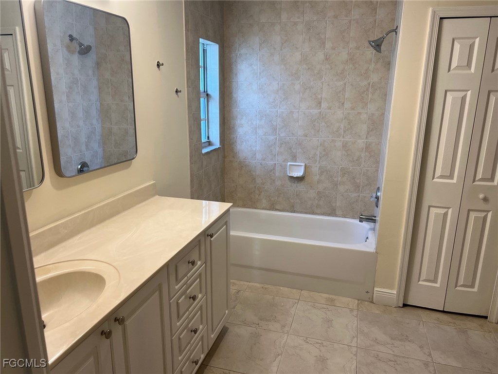 2504 Floyd Avenue S Lehigh Acres FL 33976 2025013397 image11