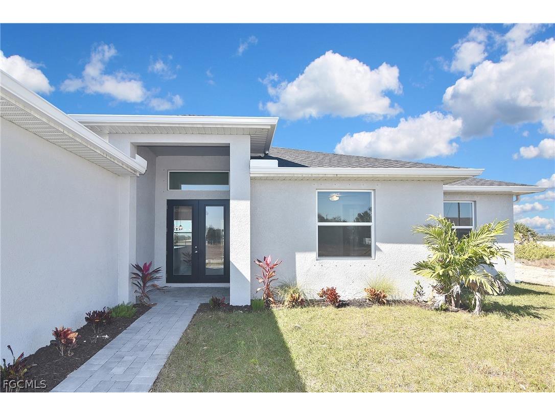 2504 NW 9th Avenue Cape Coral FL 33993 2026007153 image1