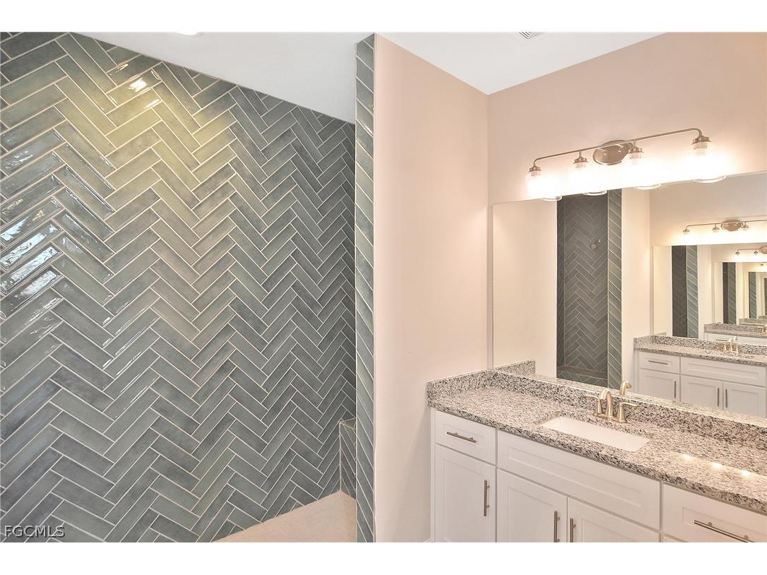 2504 NW 9th Avenue Cape Coral FL 33993 2026007153 image21