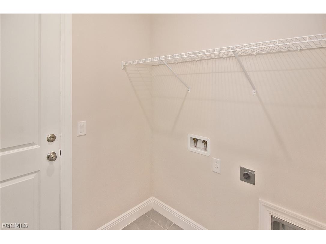2504 NW 9th Avenue Cape Coral FL 33993 2026007153 image31