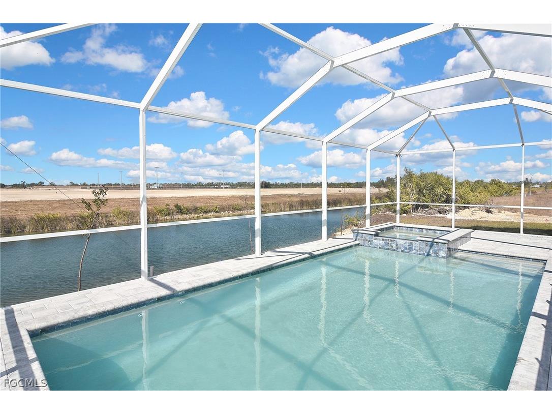 2504 NW 9th Avenue Cape Coral FL 33993 2026007153 image41