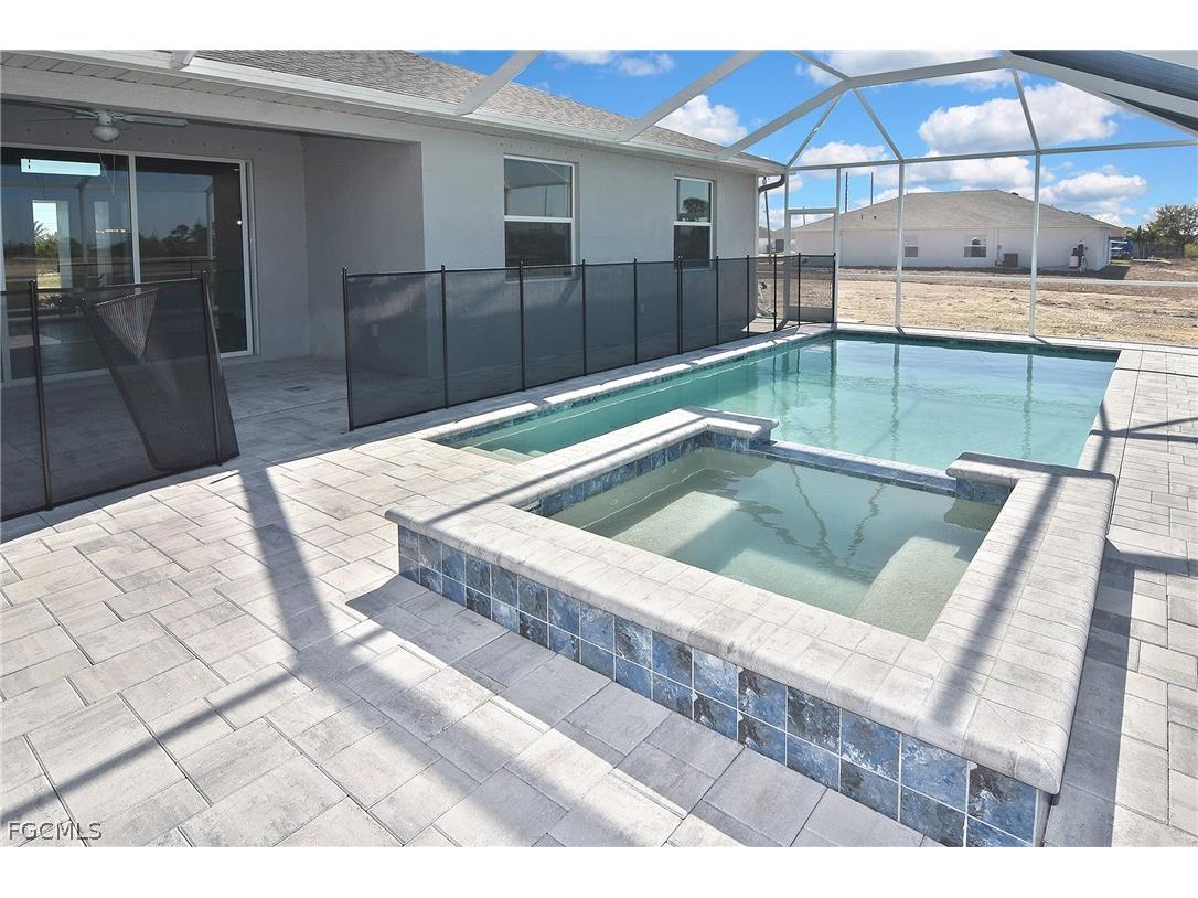 2504 NW 9th Avenue Cape Coral FL 33993 2026007153 image43