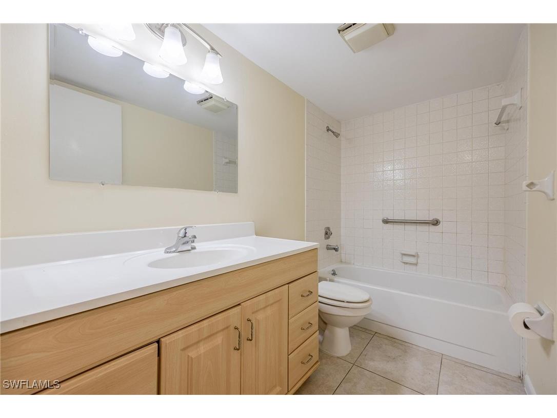 2504 SE 16th Place #101 Cape Coral FL 33904 224068040 image14