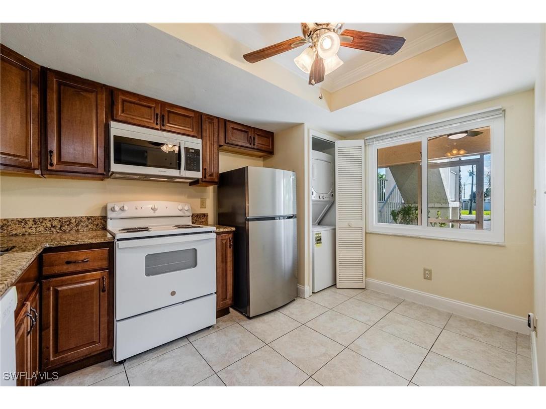 2504 SE 16th Place #101 Cape Coral FL 33904 224068040 image2