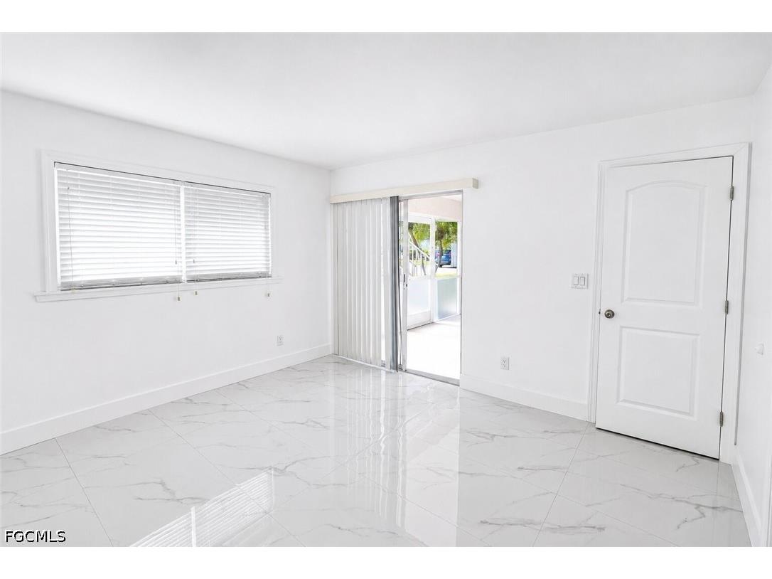 2504 SE 16th Place #104 Cape Coral FL 33904 2026028379 image16