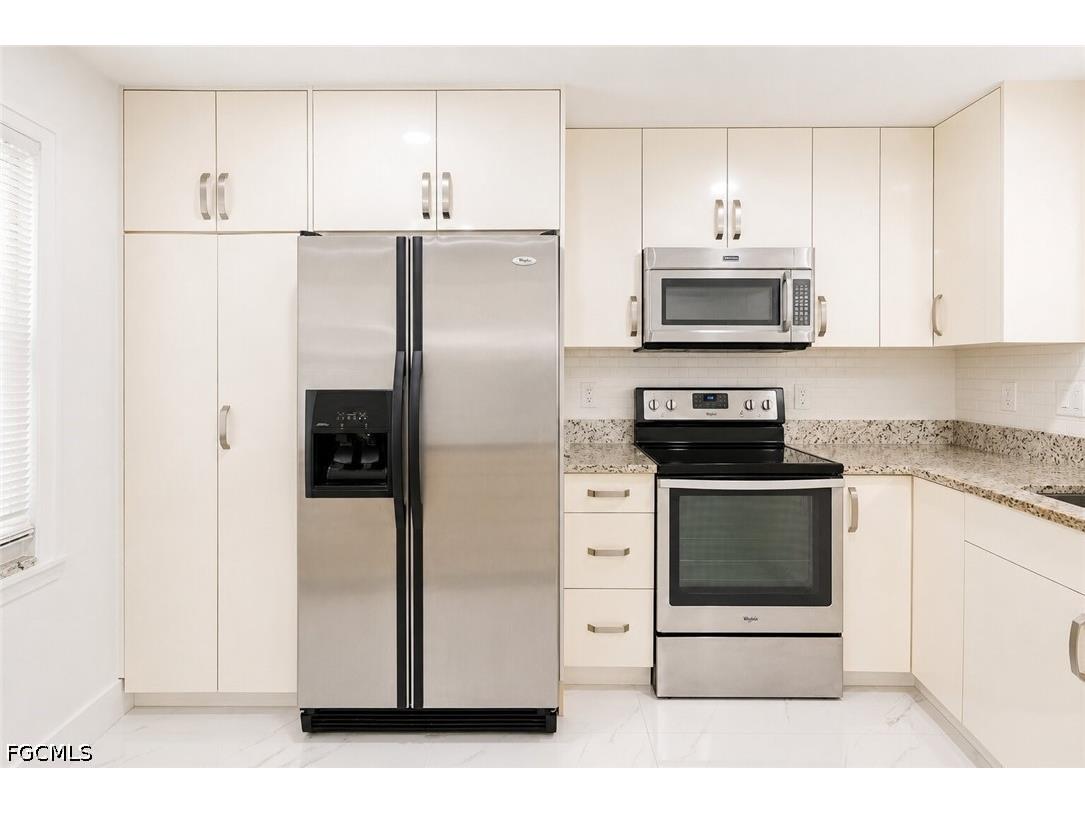 2504 SE 16th Place #104 Cape Coral FL 33904 2026028379 image8
