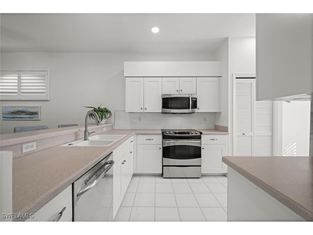 25040 Bay Cedar Drive Bonita Springs FL 34134 225075276 image12