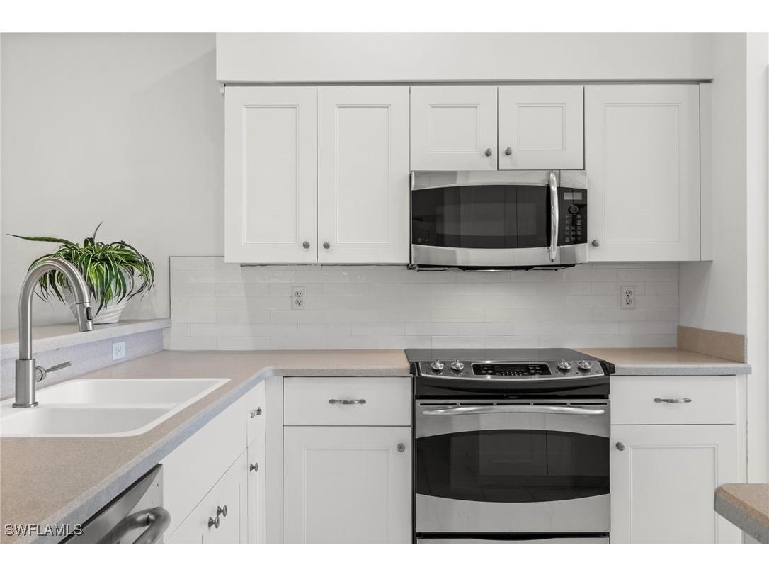 25040 Bay Cedar Drive Bonita Springs FL 34134 225075276 image13