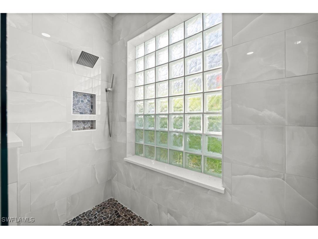 25040 Bay Cedar Drive Bonita Springs FL 34134 225075276 image23