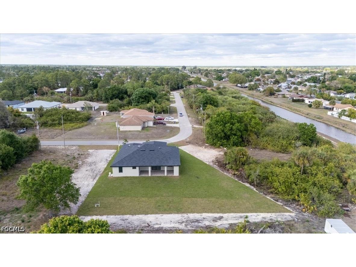 2505 11th Street SW Lehigh Acres FL 33976 2026014212 image8