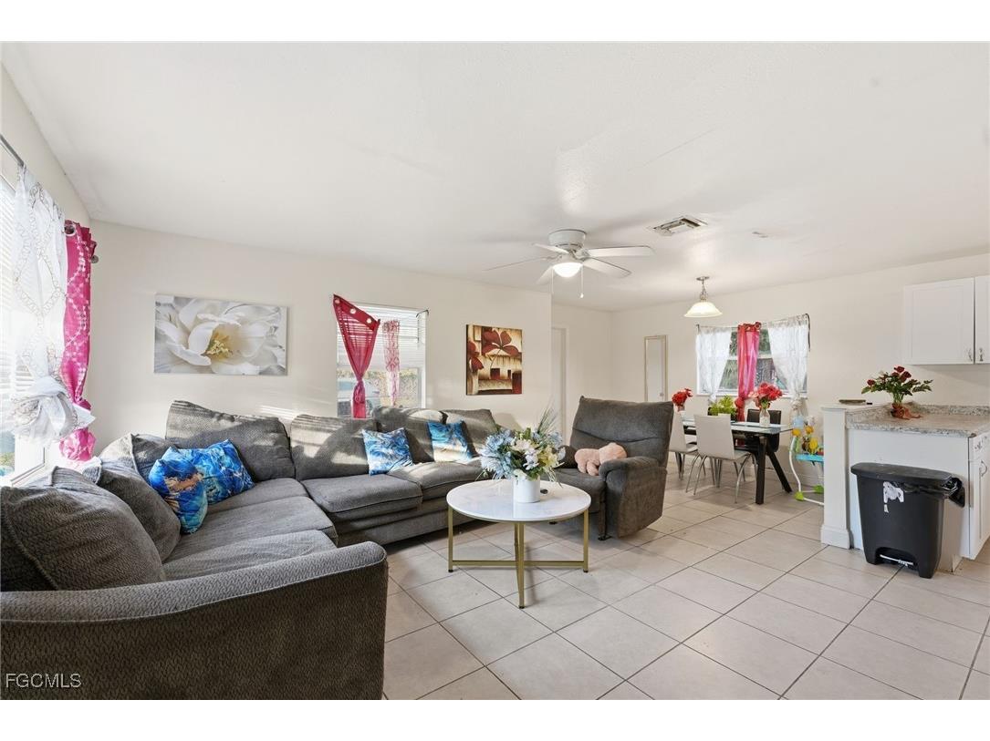 2505 Henderson Avenue Fort Myers FL 33916 2025022923 image7