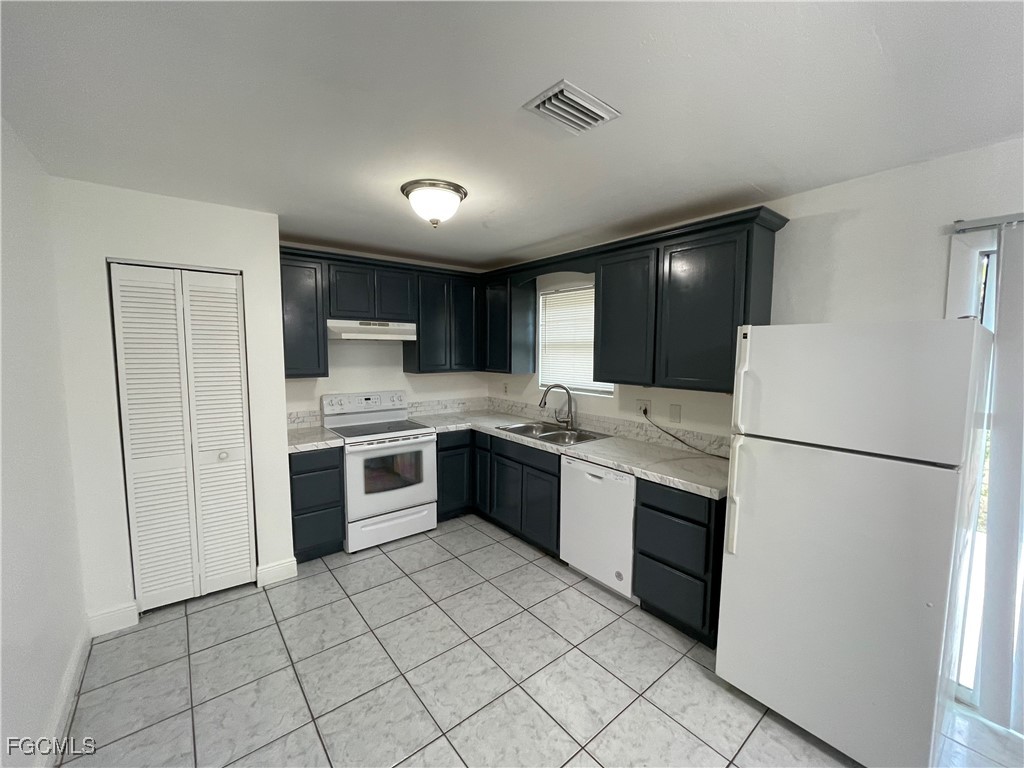 2505 NE 22nd Place Cape Coral FL 33909 2025026371 image4
