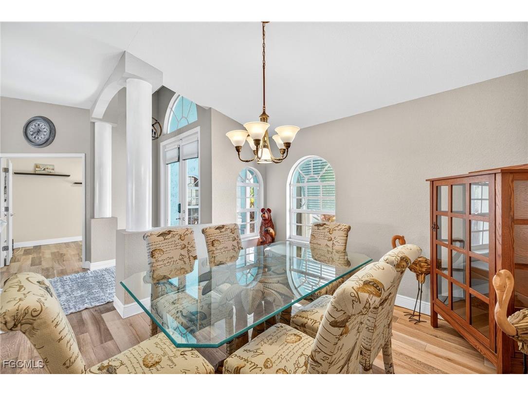 2505 SW 53rd Terrace Cape Coral FL 33914 2025013782 image10