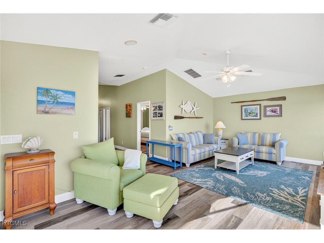 2505 SW 53rd Terrace Cape Coral FL 33914 2025013782 image19