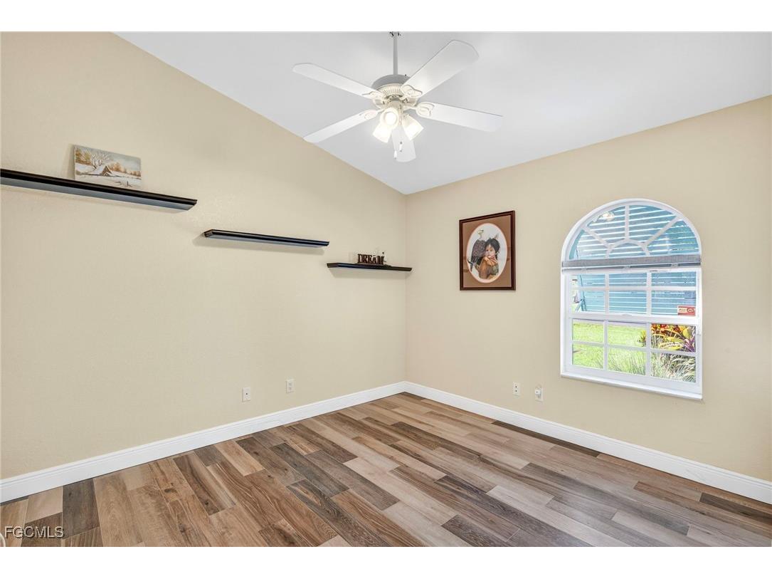 2505 SW 53rd Terrace Cape Coral FL 33914 2025013782 image20