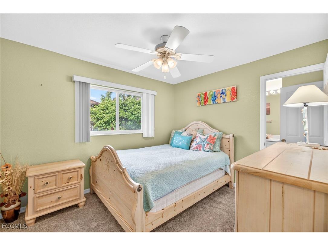 2505 SW 53rd Terrace Cape Coral FL 33914 2025013782 image27