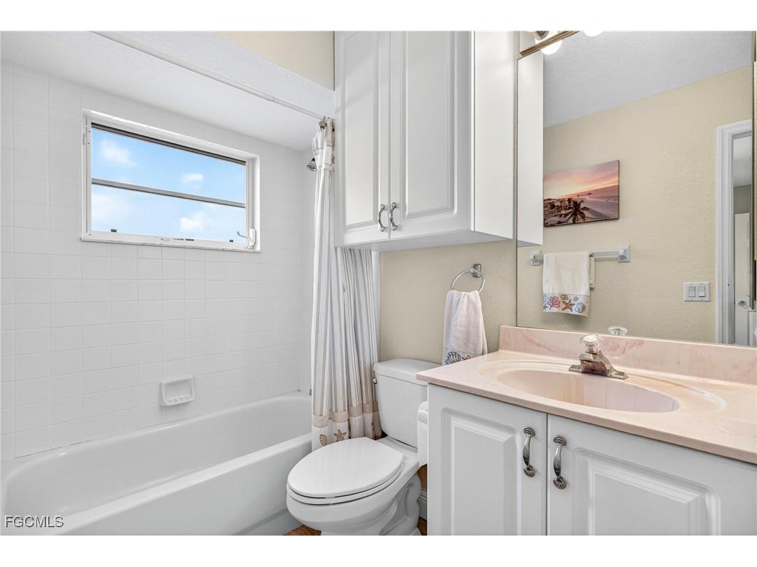 2505 SW 53rd Terrace Cape Coral FL 33914 2025013782 image28