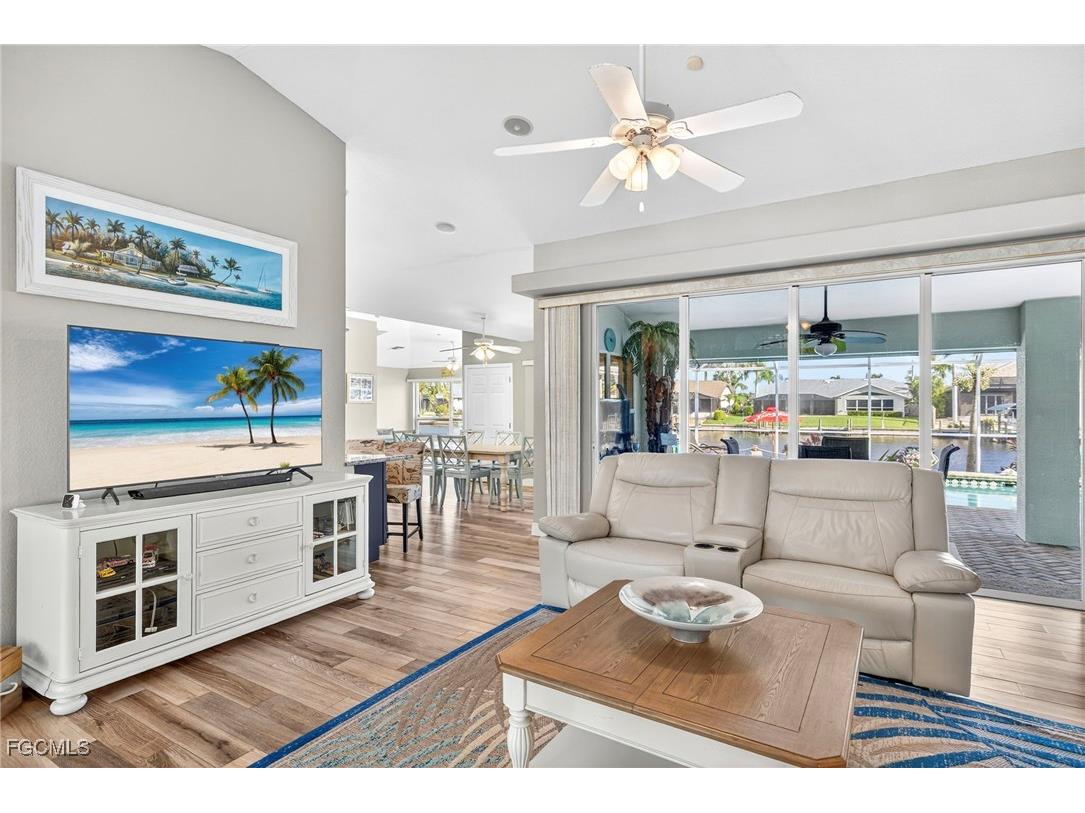 2505 SW 53rd Terrace Cape Coral FL 33914 2025013782 image7