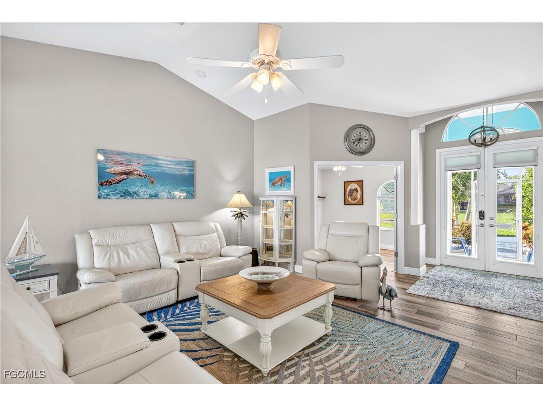 2505 SW 53rd Terrace Cape Coral FL 33914 2025013782 image8