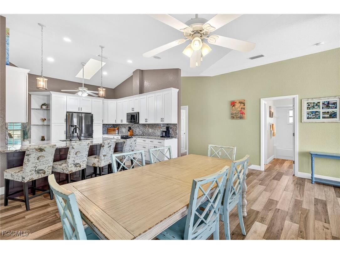 2505 SW 53rd Terrace Cape Coral FL 33914 2025013782 image9