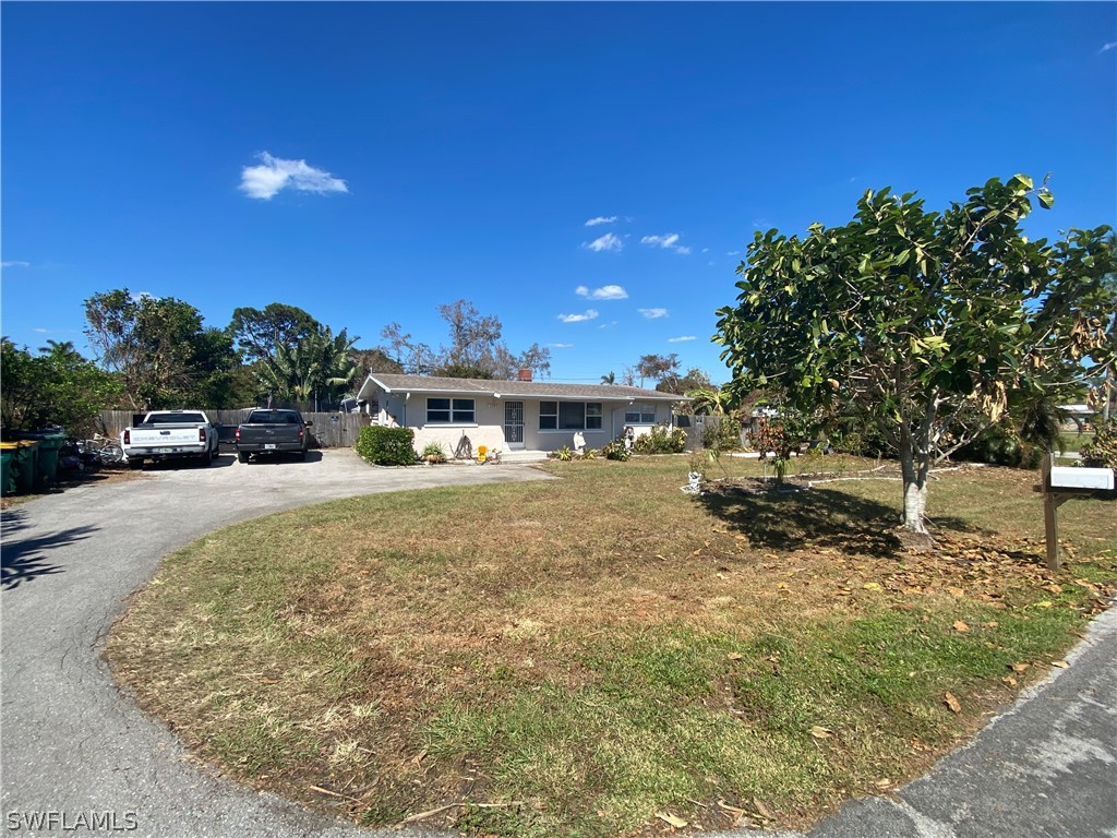 2505 Storter Avenue Naples FL 34112 222073770 image1