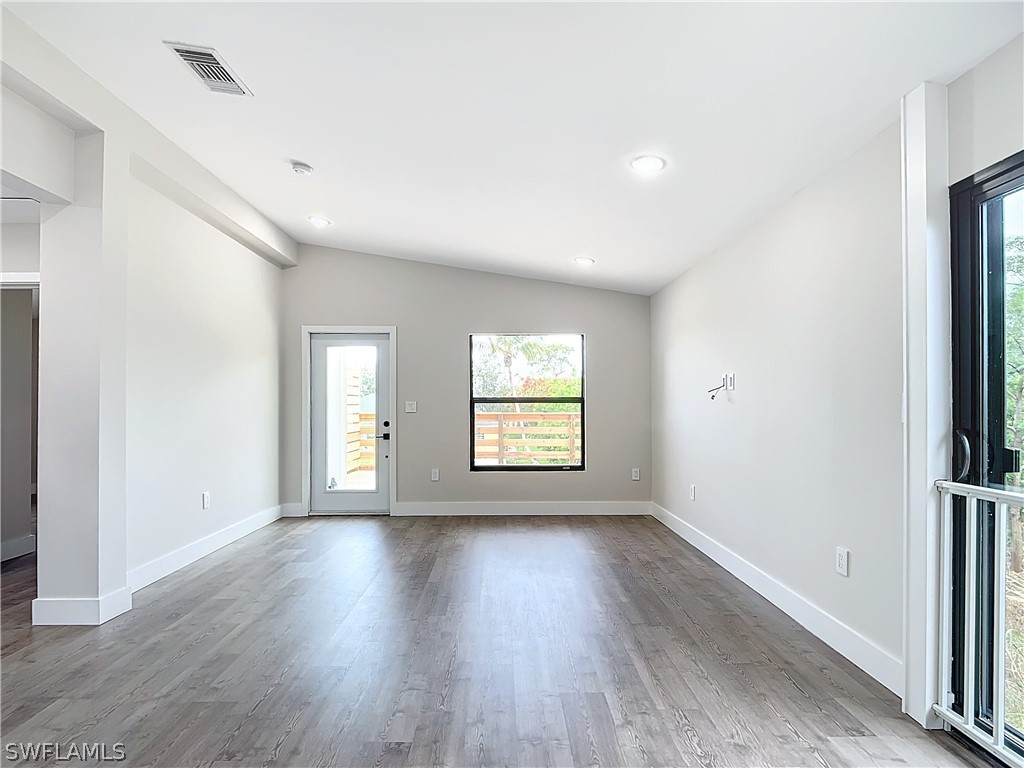 2505 Storter Avenue Naples FL 34112 226008269 image10