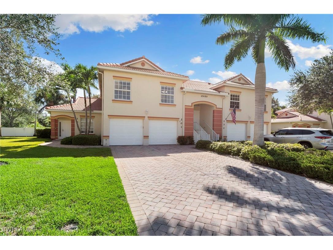 25050 Peacock Lane #201 Naples FL 34114 225066508 image1