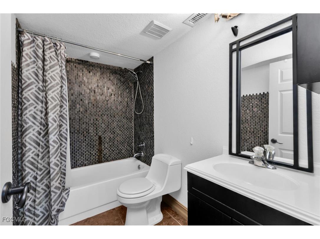 25050 Sandhill Boulevard #A2 Punta Gorda FL 33983 2026001270 image16