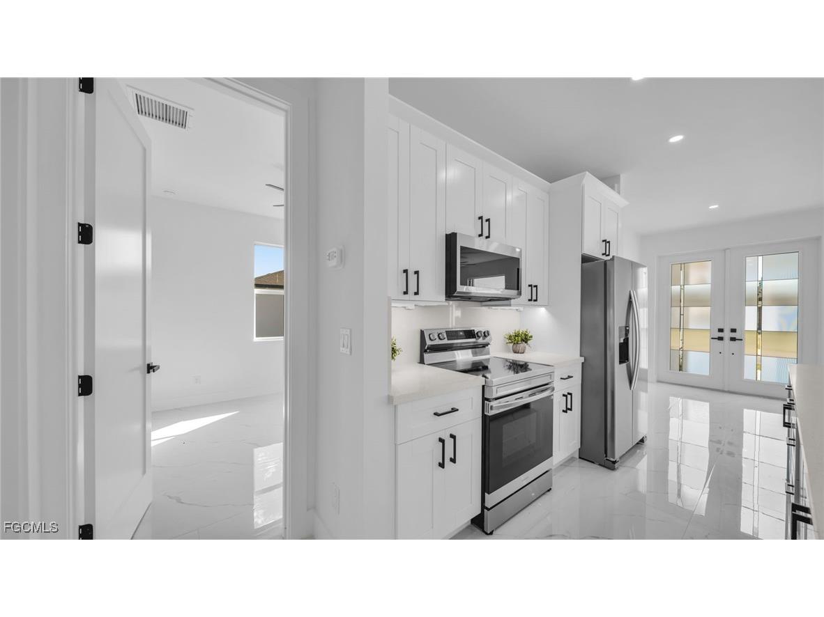 2506 30th Street SW Lehigh Acres FL 33976 2025018799 image10