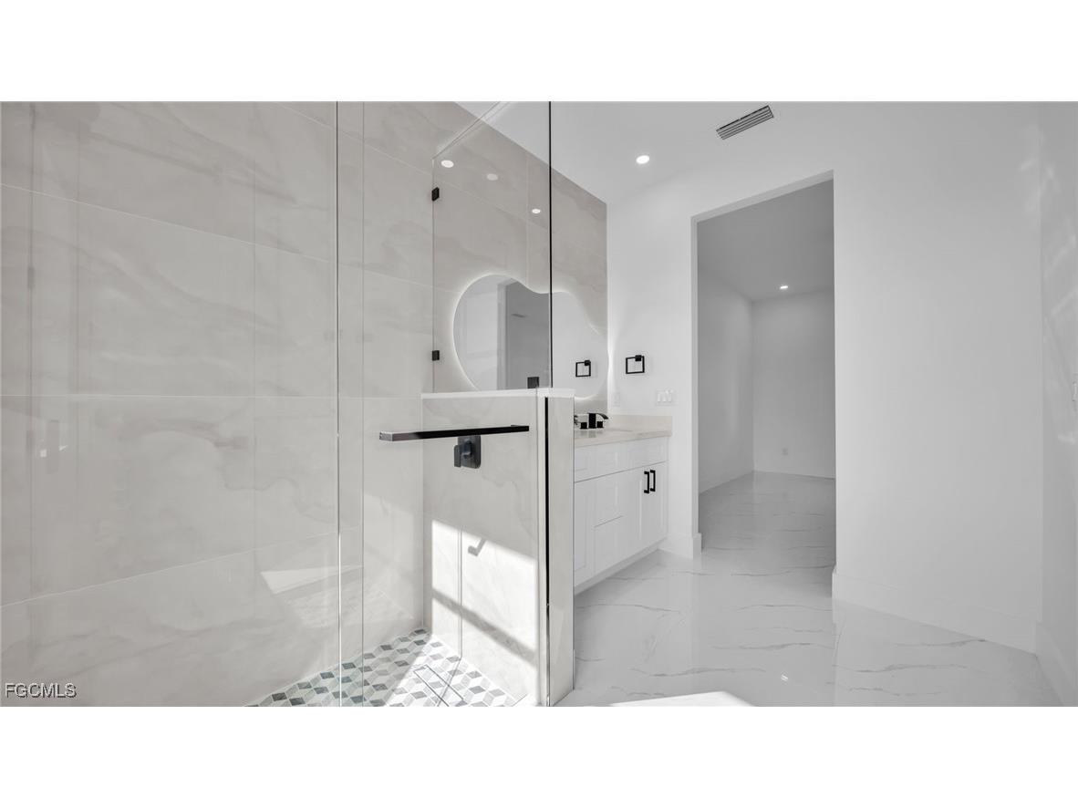 2506 30th Street SW Lehigh Acres FL 33976 2025018799 image15