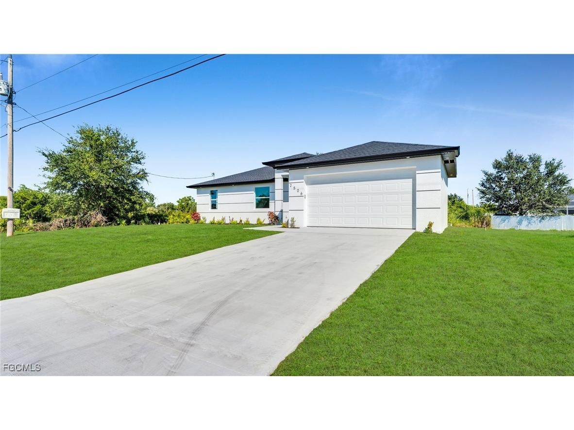 2506 30th Street SW Lehigh Acres FL 33976 2025018799 image2