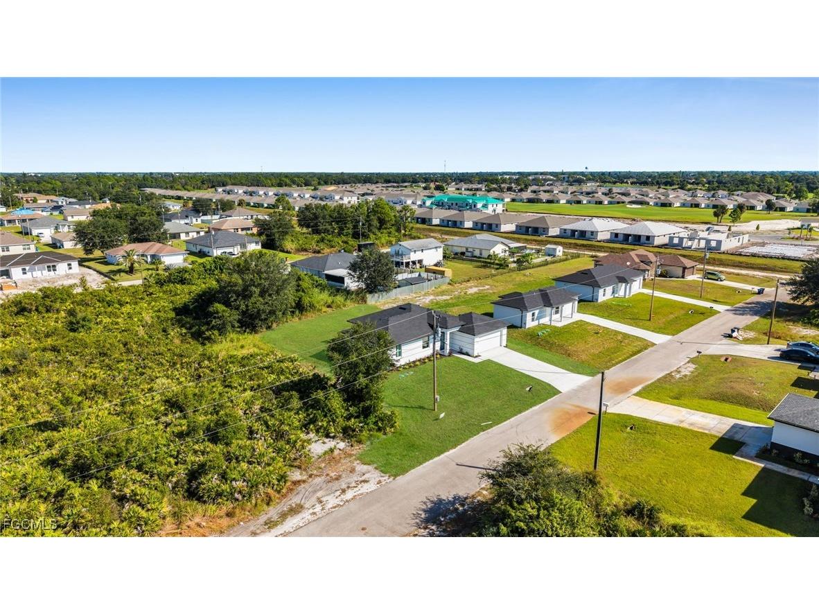 2506 30th Street SW Lehigh Acres FL 33976 2025018799 image32