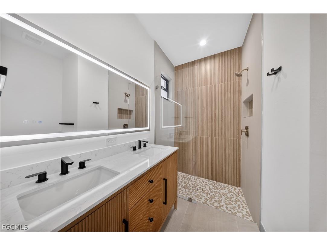 2506 69th Street W Lehigh Acres FL 33971 2026006952 image19