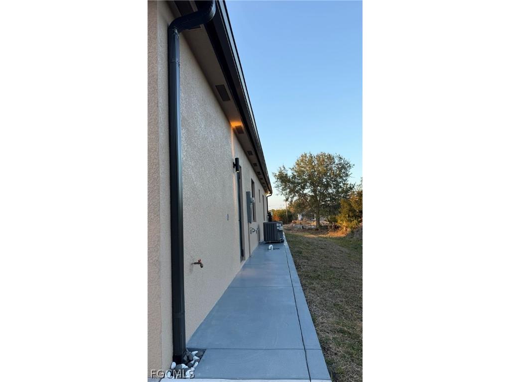 2506 73rd Street W Lehigh Acres FL 33971 2026006438 image36