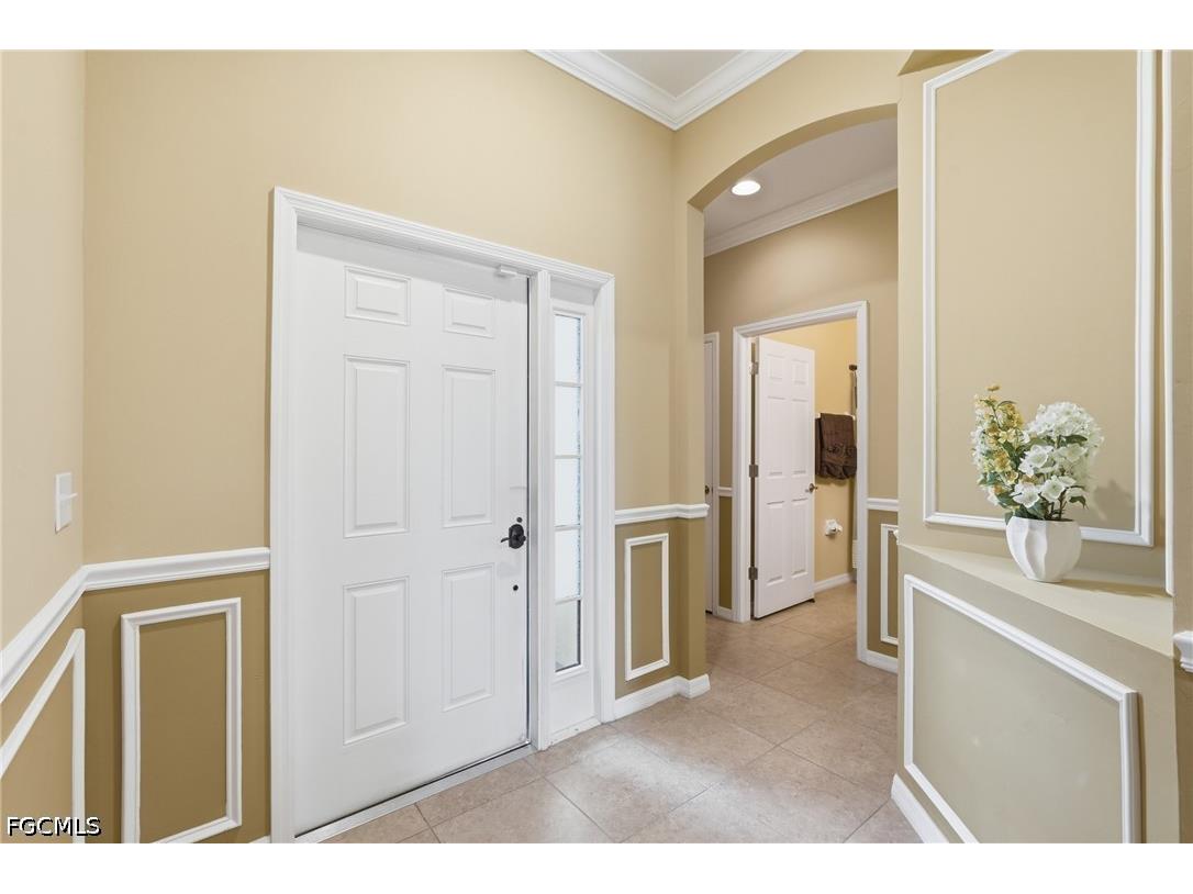 2506 Blackburn Circle Cape Coral FL 33991 2026021971 image6