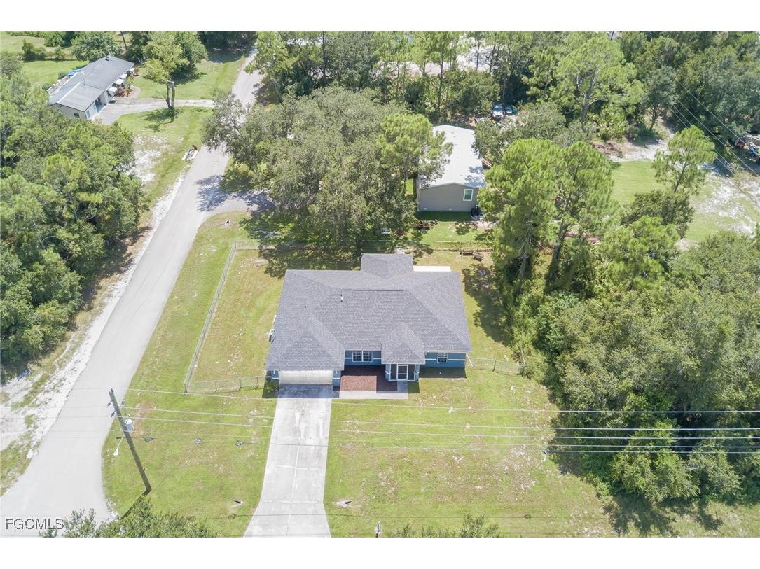 2506 E 23rd Street Alva FL 33920 2026004074 image2