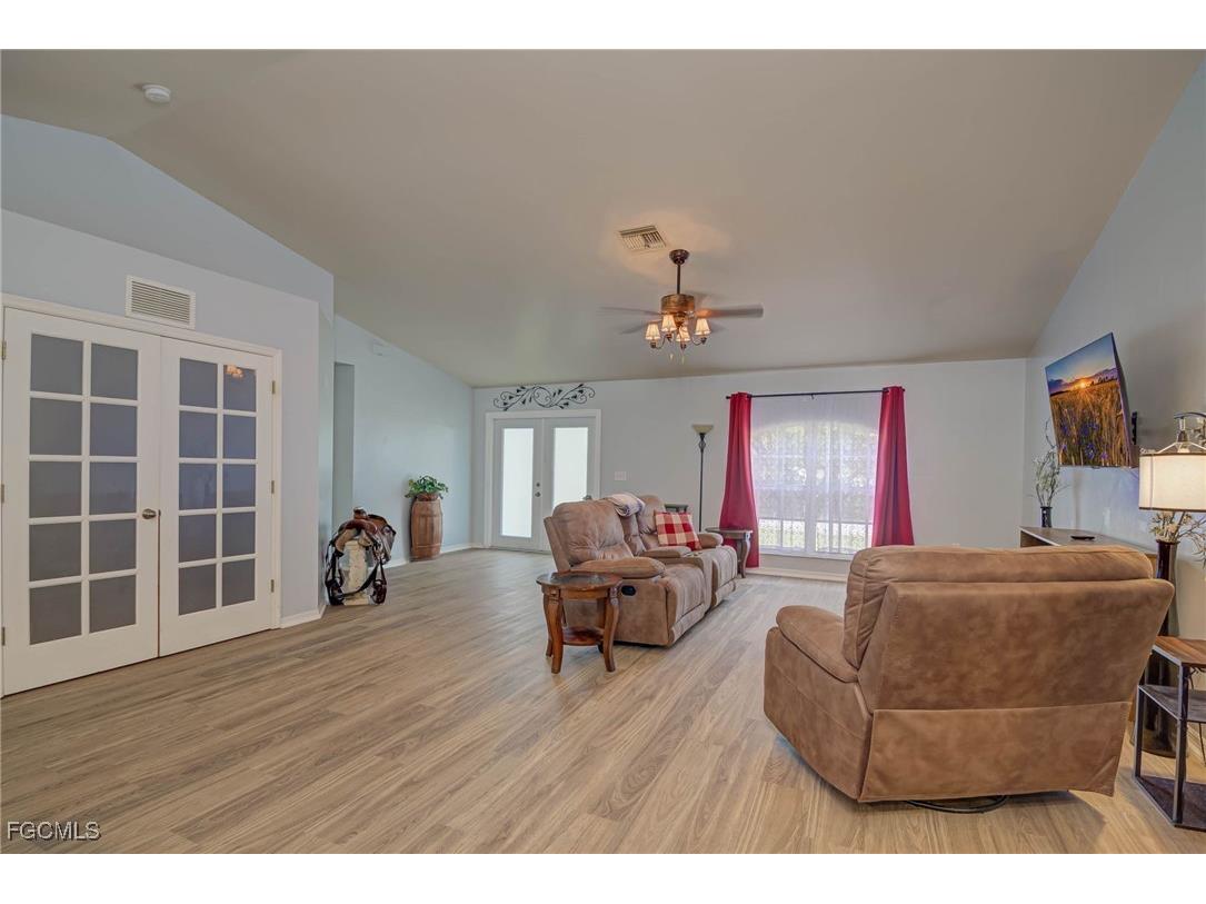 2506 E 23rd Street Alva FL 33920 2026004074 image7