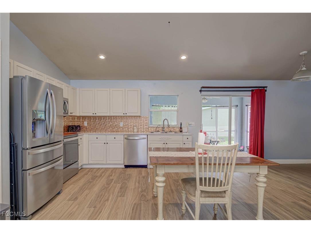 2506 E 23rd Street Alva FL 33920 2026004074 image8