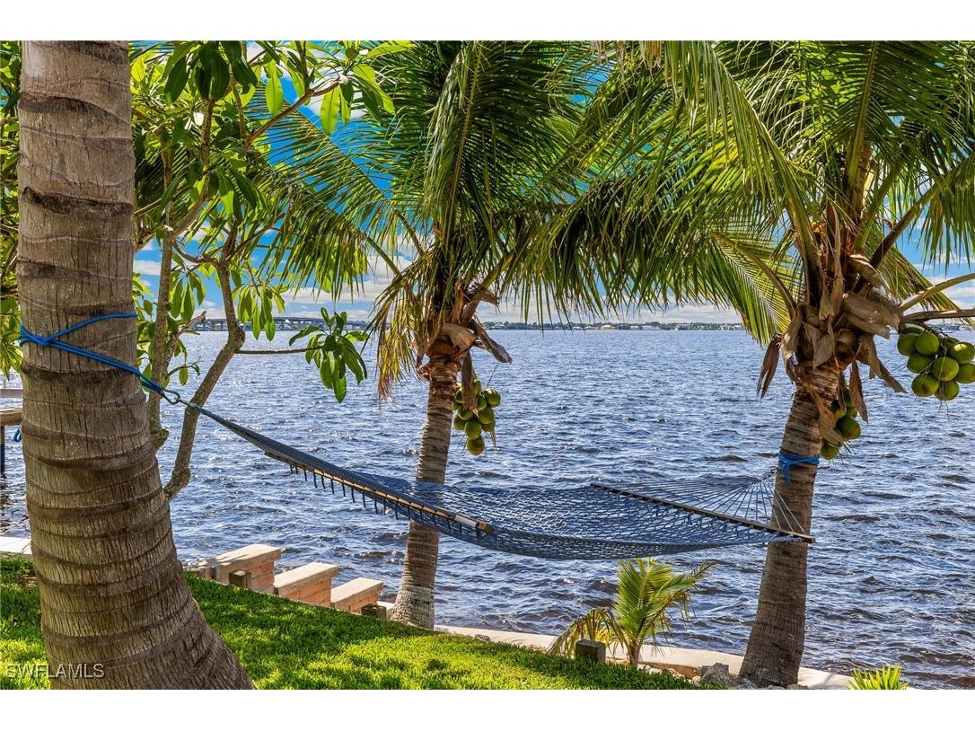 2506 SE 28th Street Cape Coral FL 33904 225059419 image2