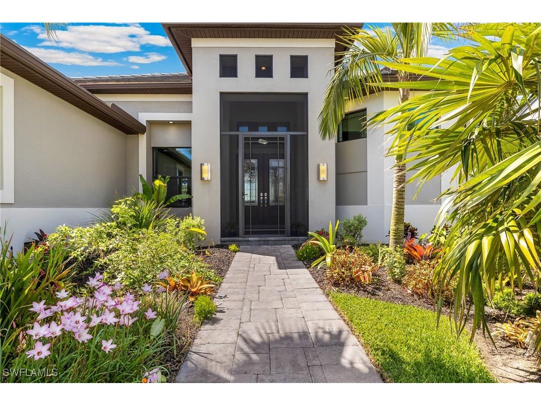 2506 SE 28th Street Cape Coral FL 33904 225059419 image7