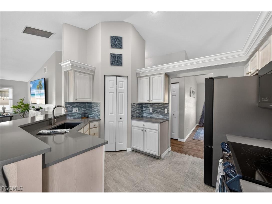 2506 SW 38th Street Cape Coral FL 33914 2026008916 image13