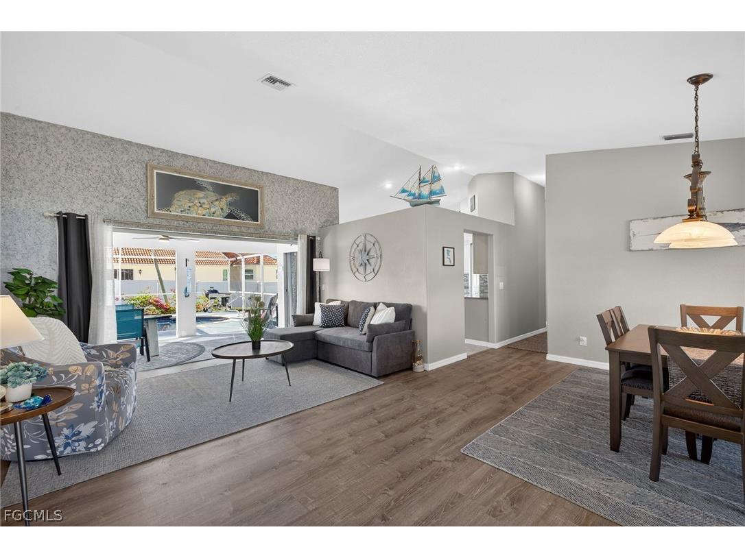 2506 SW 38th Street Cape Coral FL 33914 2026008916 image5